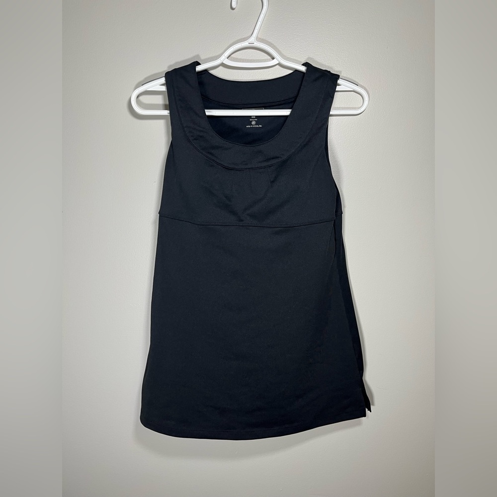 Athleta inner strength built in bra black tank top size 34B